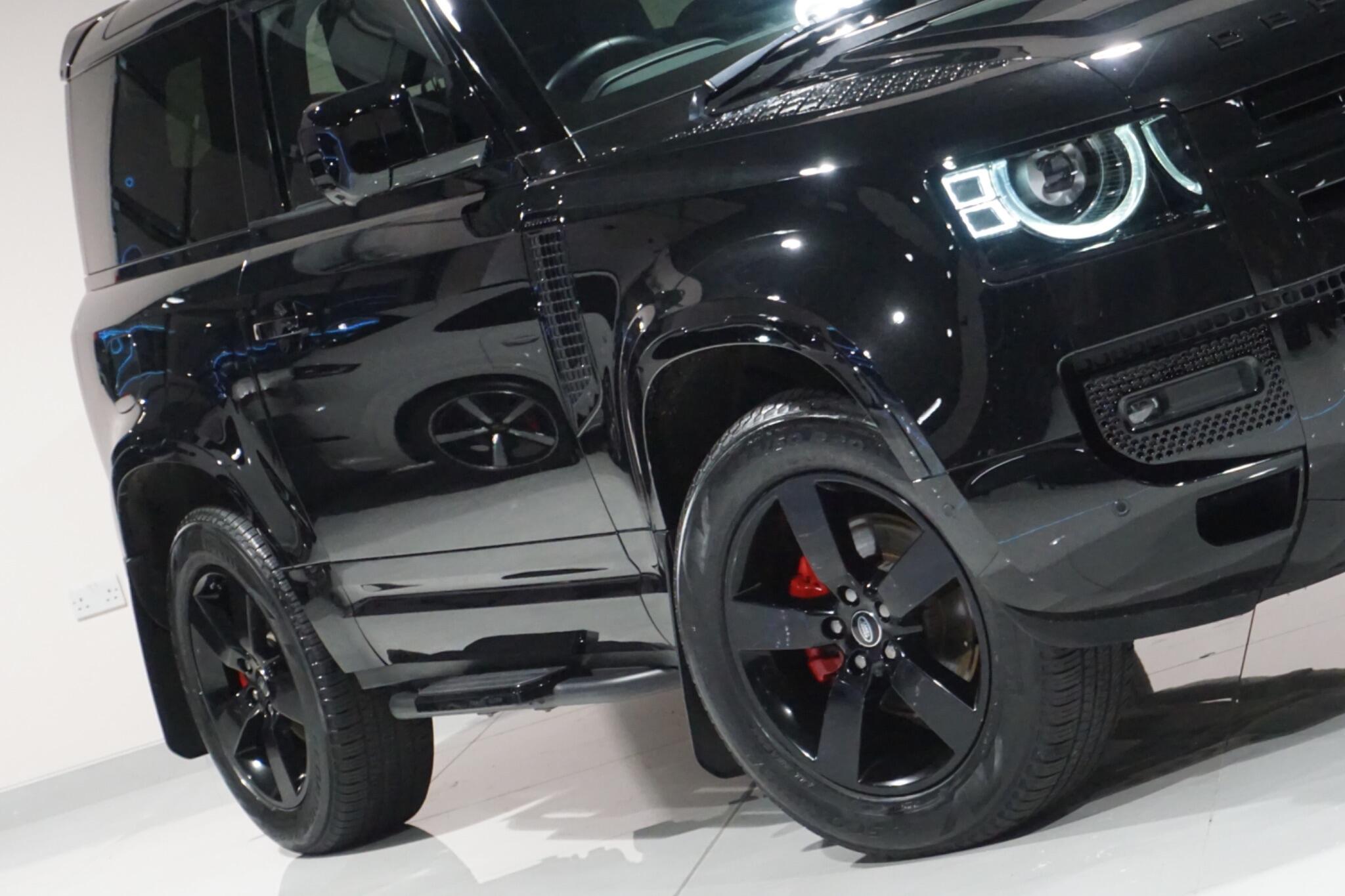 Land Rover Defender 90 3.0 D250 MHEV X-Dynamic HSE SUV 3dr Diesel Auto 4WD Euro 6 (s/s) (250 ps)